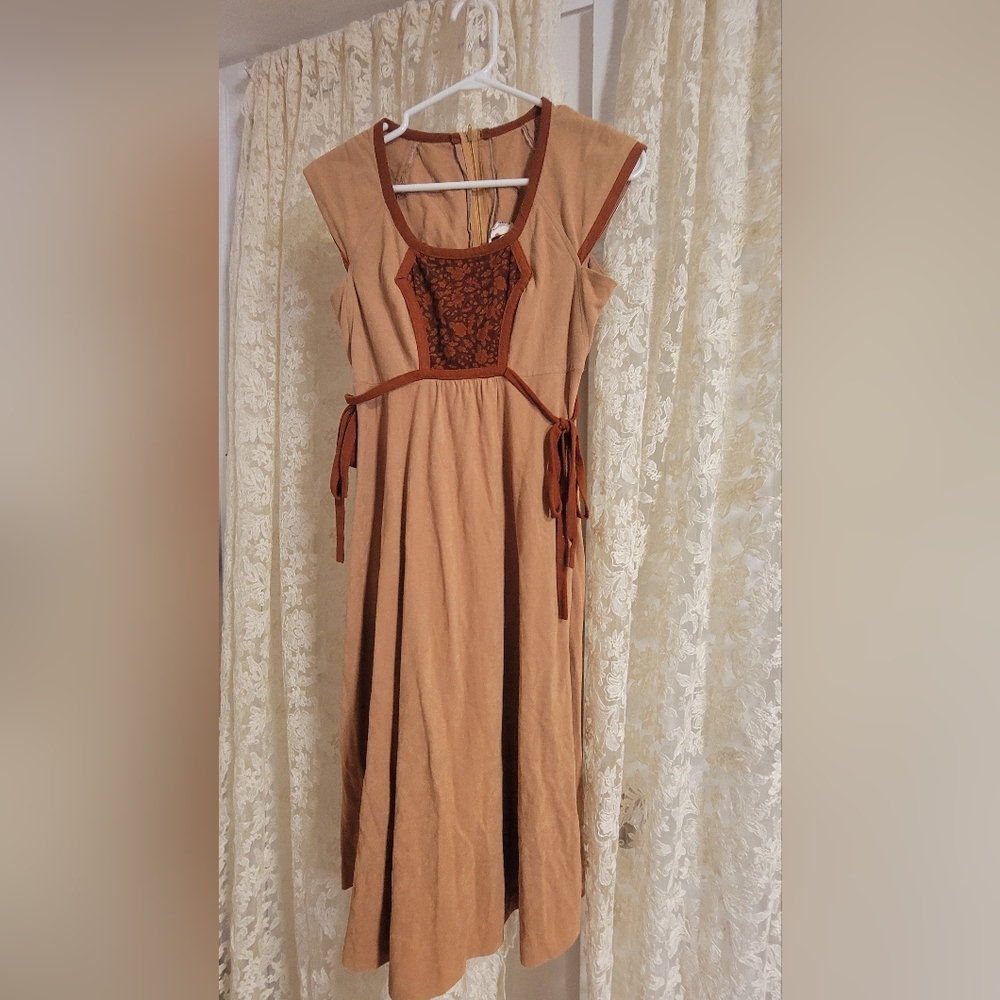 Jody T of California Vintage Tan and Brown Women's Dress